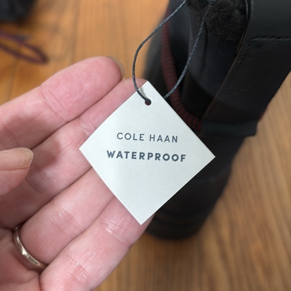 COLE HAAN Cloudfeel Suede Snow Boots Black Fur size 8 NWT - Picture 5 of 12